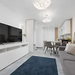 公寓 Nowoczesny W Zielonej Okolicy Czerniakowska By Renters