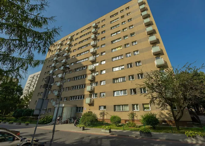 Nowoczesny W Zielonej Okolicy Czerniakowska By Renters *